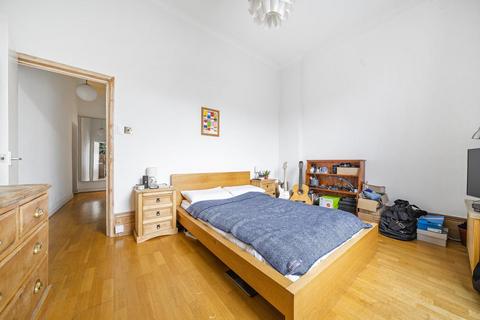 Flat 2, 28 Manor Park, London, SE13 5RN