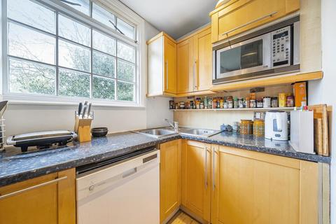 Flat 2, 28 Manor Park, London, SE13 5RN