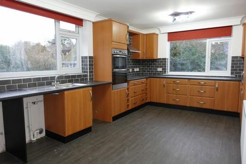 4 bedroom bungalow to rent - St. Peters Avenue, Moulton, Newmarket