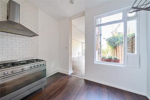 208 Victoria Road, Wood Green, London, N22 7XQ