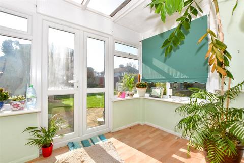 62 Axminster Crescent, Welling, DA16 1HE