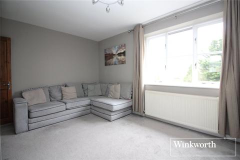33 Farm Close, Borehamwood, WD6 4TX