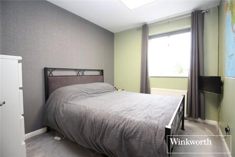 33 Farm Close, Borehamwood, WD6 4TX