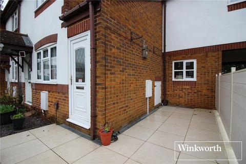 33 Farm Close, Borehamwood, WD6 4TX