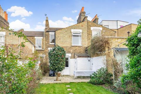 94 Gellatly Road, London, SE14 5TT