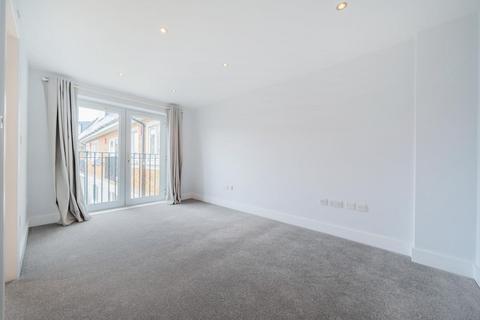 6 Adams Mews, London, SW17 7RD