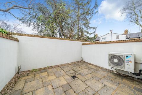 6 Adams Mews, London, SW17 7RD