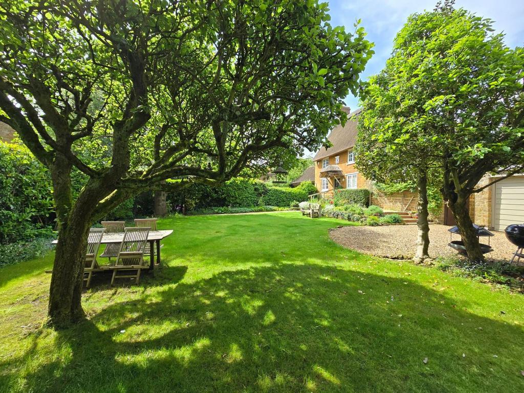 Yew Tree Lane, Spratton, Northampton... 3 bed detached house for sale