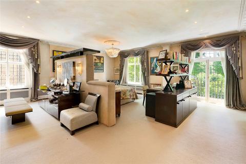77 Addison Road, London, W14 8EB