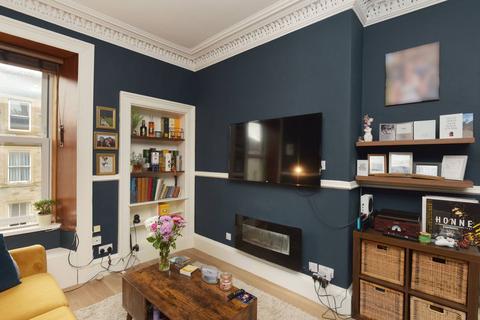 1 bedroom flat for sale - 23/5 Blackwood Crescent, Newington, Edinburgh, EH9 1RA