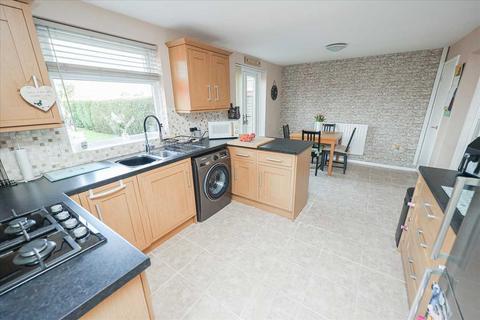 3 bedroom semi-detached house for sale, Skellingthorpe Road, Lincoln