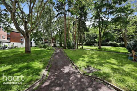 236 Mount Lane, Bracknell, RG12 9EB