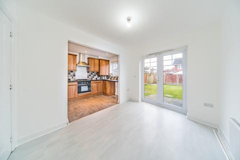 3 bedroom semi-detached house for sale - Kingswood, Huyton