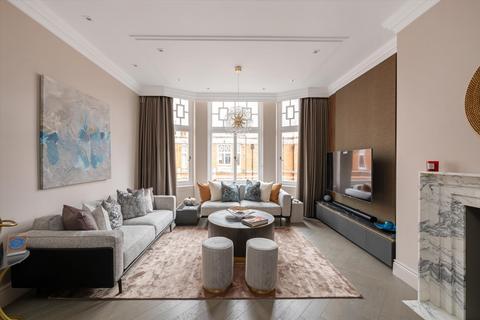 3 bedroom flat for sale, Montagu Mansions, Marylebone, W1U.