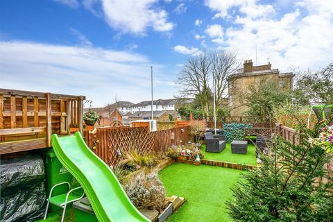 5 Clarendon Road, Gravesend, DA12 2BP