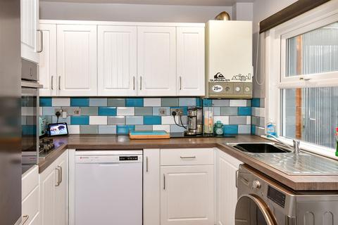 5 Clarendon Road, Gravesend, DA12 2BP