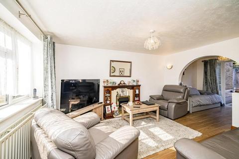 3 bedroom terraced house for sale - High Wycombe HP12