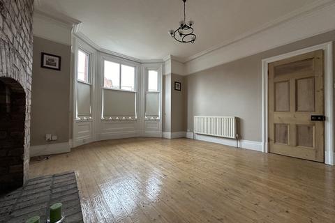 5 bedroom end of terrace house for sale - Liverpool L22
