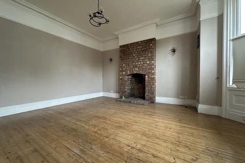 5 bedroom end of terrace house for sale, Liverpool L22