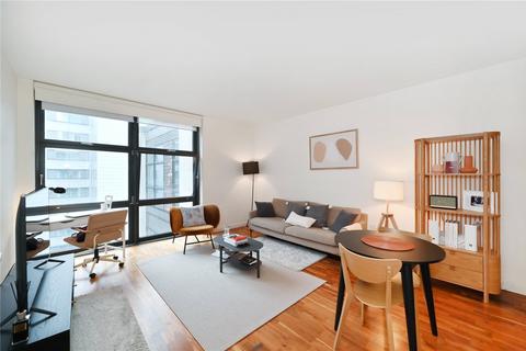 1 bedroom apartment for sale - Discovery Dock Apartments West, 2 South Quay Square, Canary Wharf, London, E14