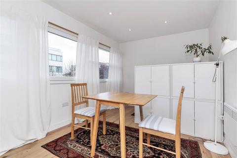5 Highsett, Cambridge, CB2 1NX