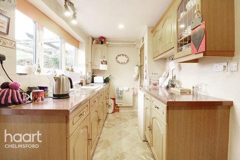 41 Park View Crescent, Great Baddow, Chelmsford, CM2 8HX