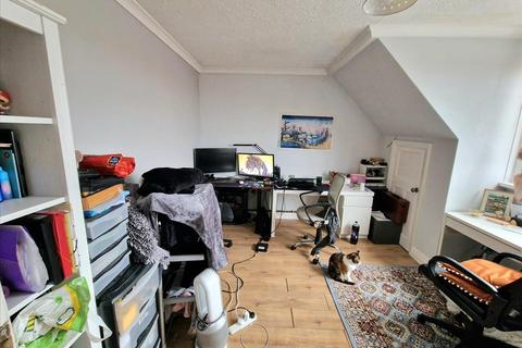 Flat 3, Broadway House Bromley Road, Bromley, BR1 4PA