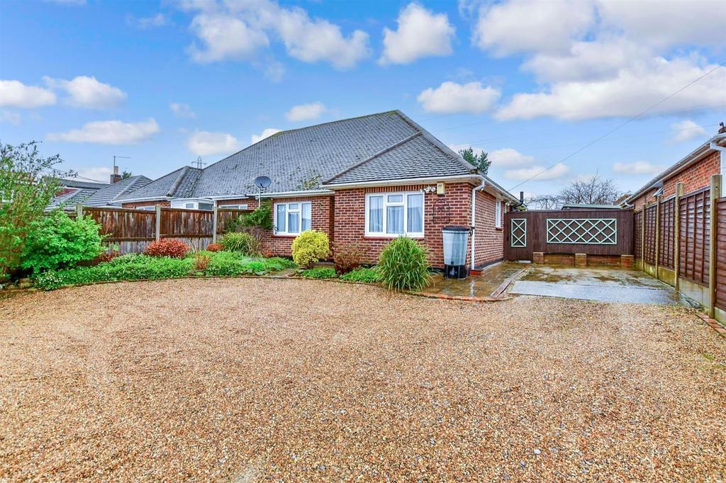 Annie Road, Snodland, Kent 3 bed semidetached bungalow for sale £400,000
