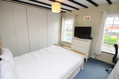 2 bedroom terraced house for sale - Garth Road, Morden SM4