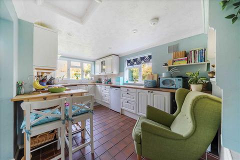 4 bedroom semi-detached house for sale - Stenbury Drive, Preston Candover, Basingstoke