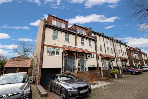 4 bedroom townhouse for sale - Isleworth TW7