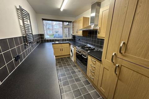 2 bedroom flat to rent, Glencairn Court, Lansdown GL50