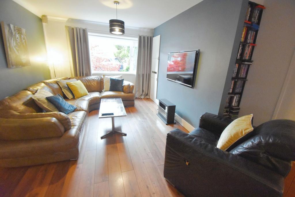 Leyton Drive, Bury, BL9 3 bed semidetached house for sale £310,000