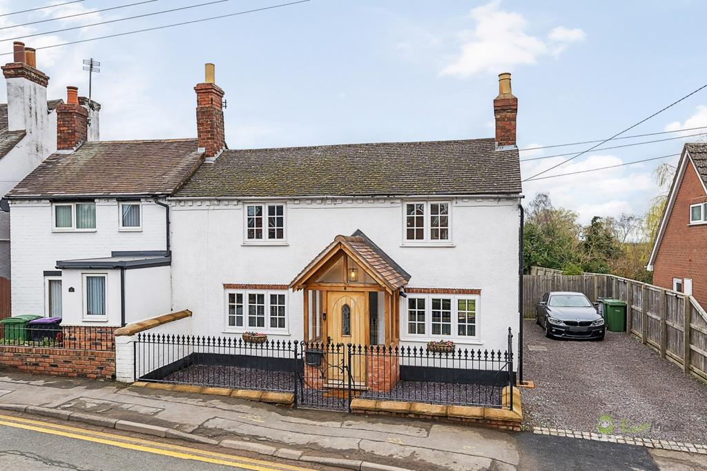 Lyth Hill Road, Bayston Hill, Shrewsbury, SY3 2 bed semidetached house