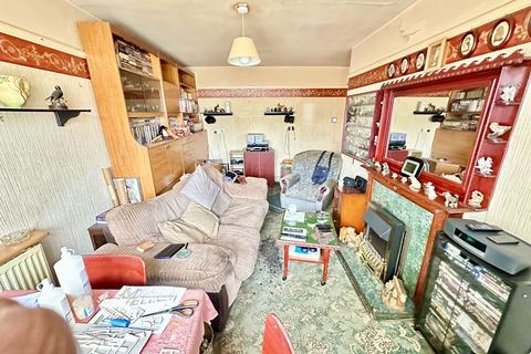 16 Kingsley Path, Slough, SL2 2NS