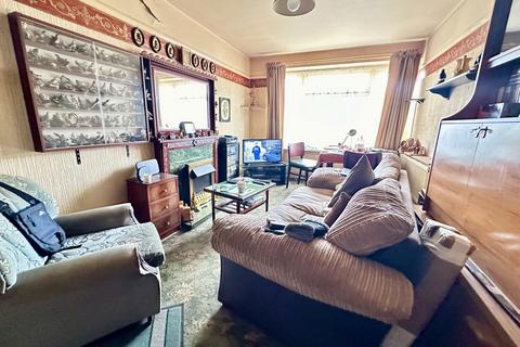 16 Kingsley Path, Slough, SL2 2NS