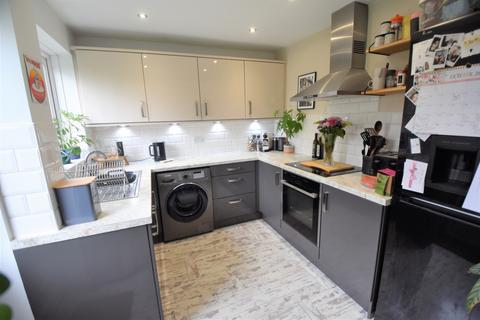 3 bedroom semi-detached house for sale, Rossett Drive, Davyhulme, M41 8DY