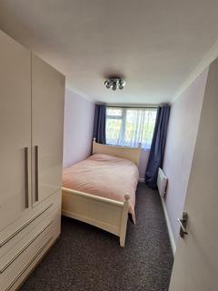 1 bedroom in a house share to rent, Chigwell IG7