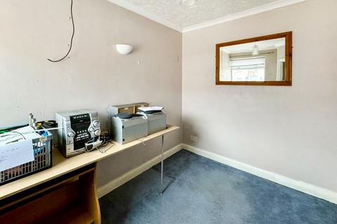 152 Colyer Road, Northfleet, Gravesend, DA11 8AS