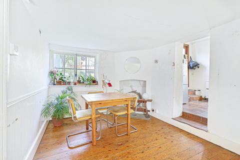 4 bedroom semi-detached house for sale, Holmes Road,  NW5