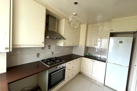 undefined, Kenton Road, Kenton, HA3