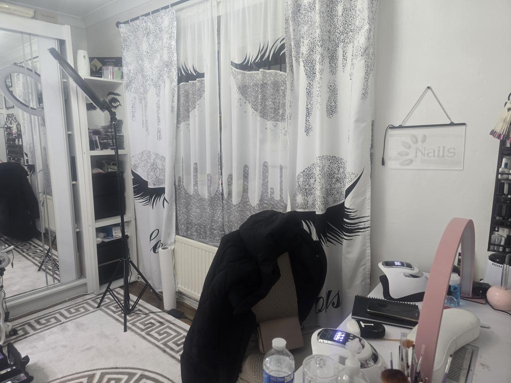 Photo 8