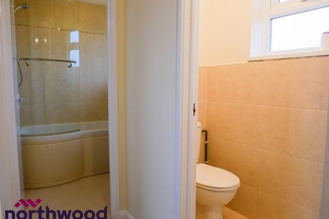 17 Grange Close, Wrexham, LL12 7YH