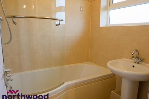 17 Grange Close, Wrexham, LL12 7YH
