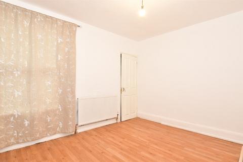 3 bedroom terraced house for sale - Luton Road, Chatham, Kent