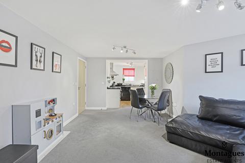 2 bedroom apartment for sale, Hemnall Street, Epping, CM16