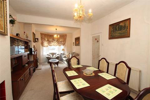 97 Roydene Road, London, SE18 1PZ