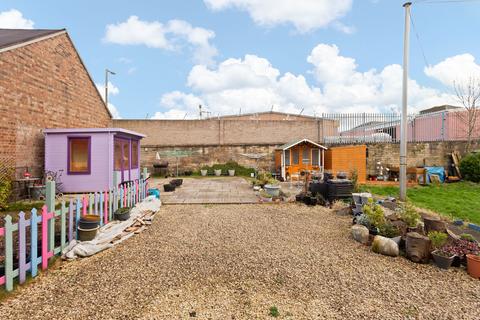 44a Redbraes Place, Edinburgh, EH7 4LL