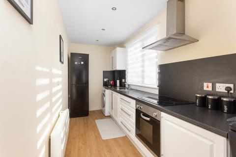 44a Redbraes Place, Edinburgh, EH7 4LL