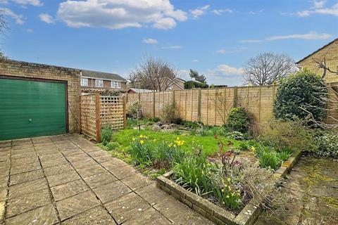 3 bedroom semi-detached house for sale - Romsey